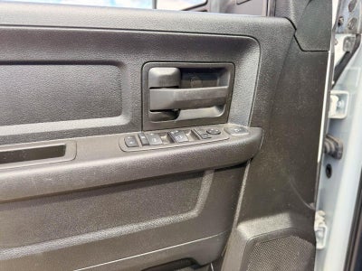 2024 RAM 3500 Tradesman Crew Cab 4x4 6'4' Box