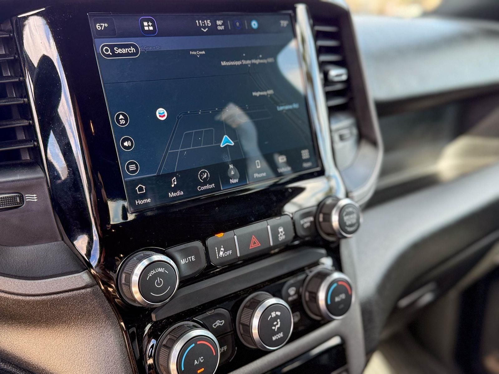 2024 RAM 3500 Tradesman Crew Cab 4x4 6'4' Box