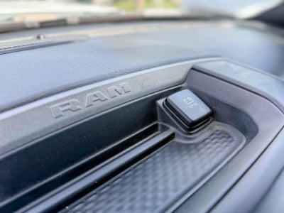 2024 RAM 3500 Tradesman Crew Cab 4x4 6'4' Box