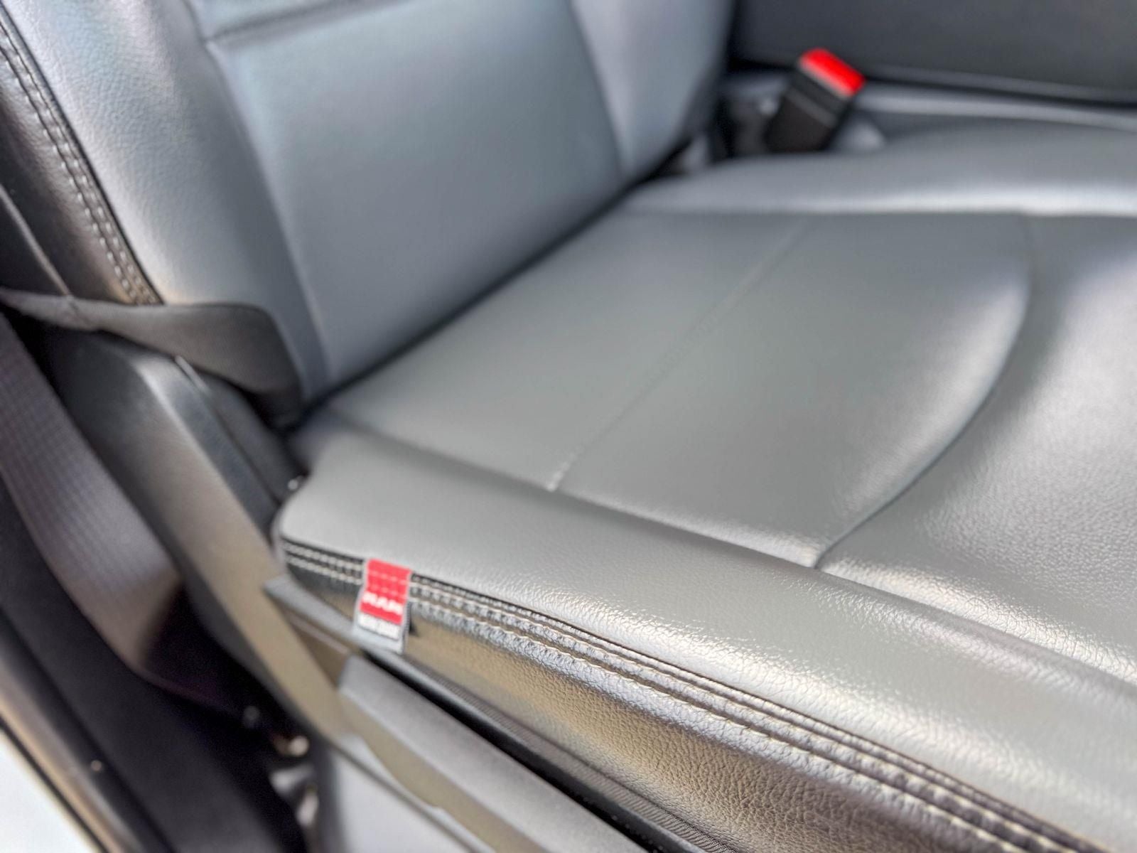 2024 RAM 3500 Tradesman Crew Cab 4x4 6'4' Box