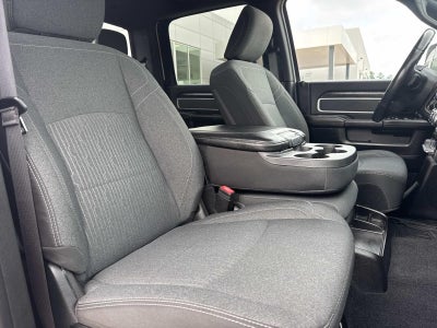 2019 RAM 3500 Big Horn Crew Cab 4x4 6'4' Box