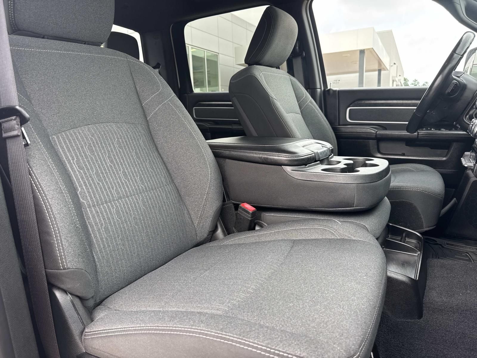 2019 RAM 3500 Big Horn Crew Cab 4x4 6'4' Box
