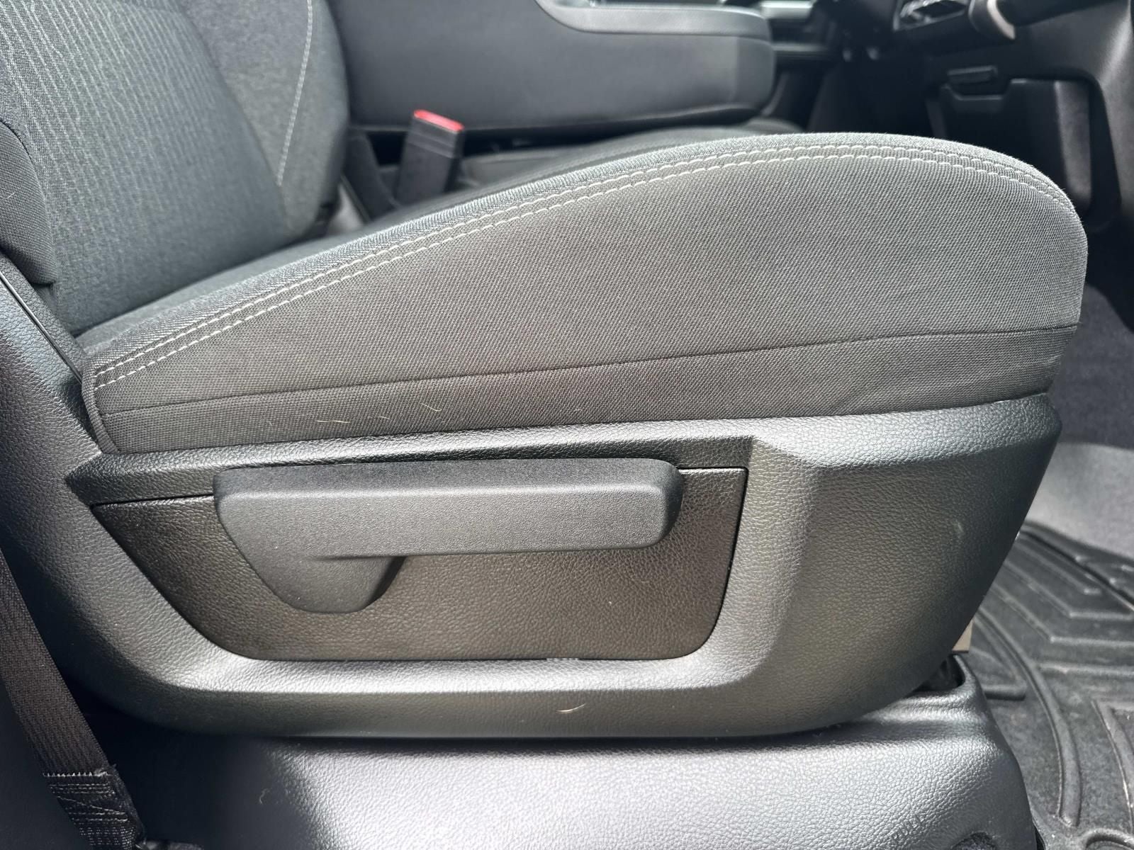 2019 RAM 3500 Big Horn Crew Cab 4x4 6'4' Box