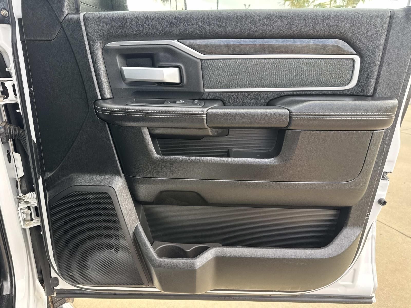 2019 RAM 3500 Big Horn Crew Cab 4x4 6'4' Box