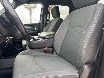 2019 RAM 3500 Big Horn Crew Cab 4x4 6'4' Box