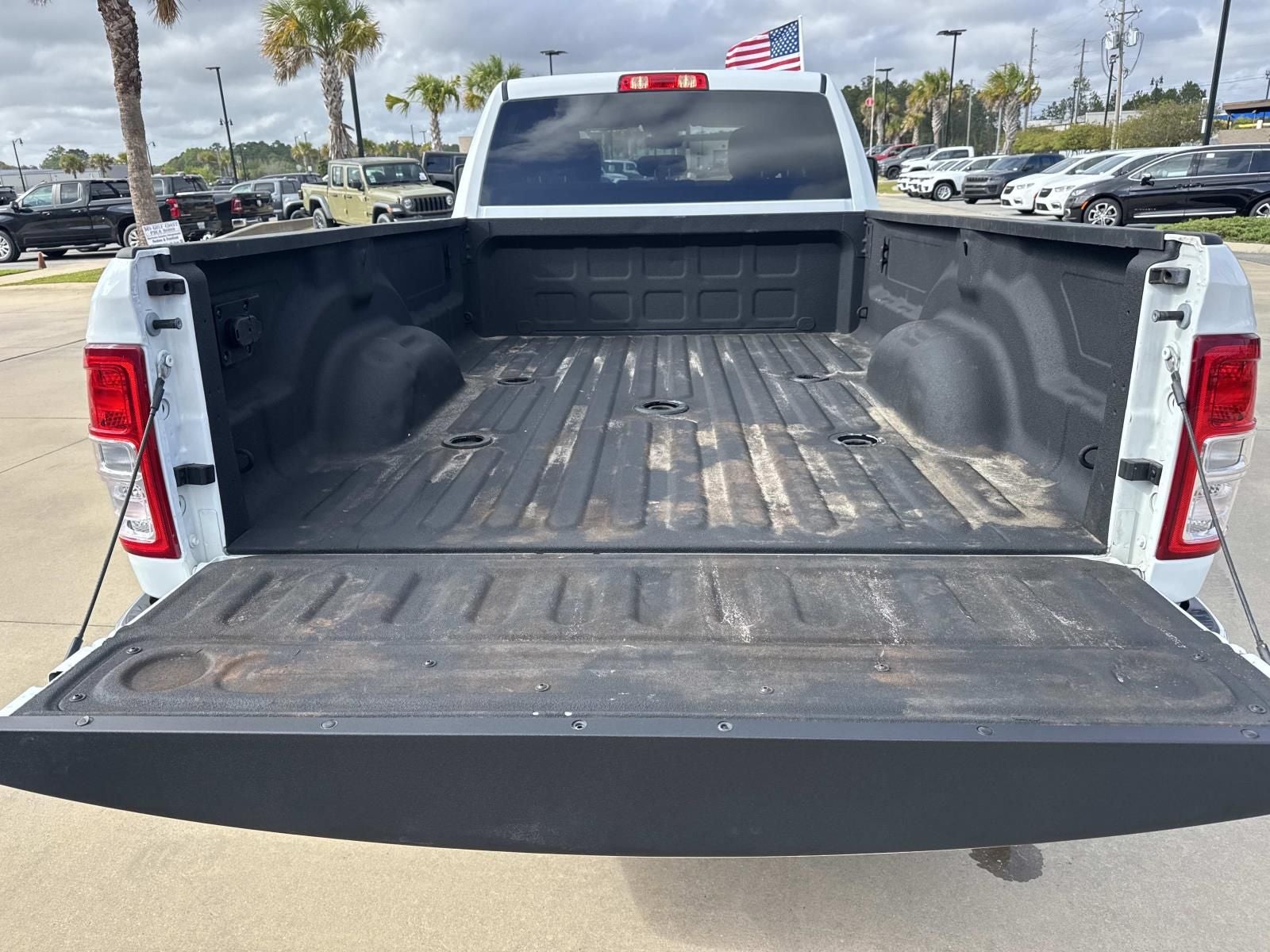 2024 RAM 3500 Big Horn Crew Cab 4x4 8' Box