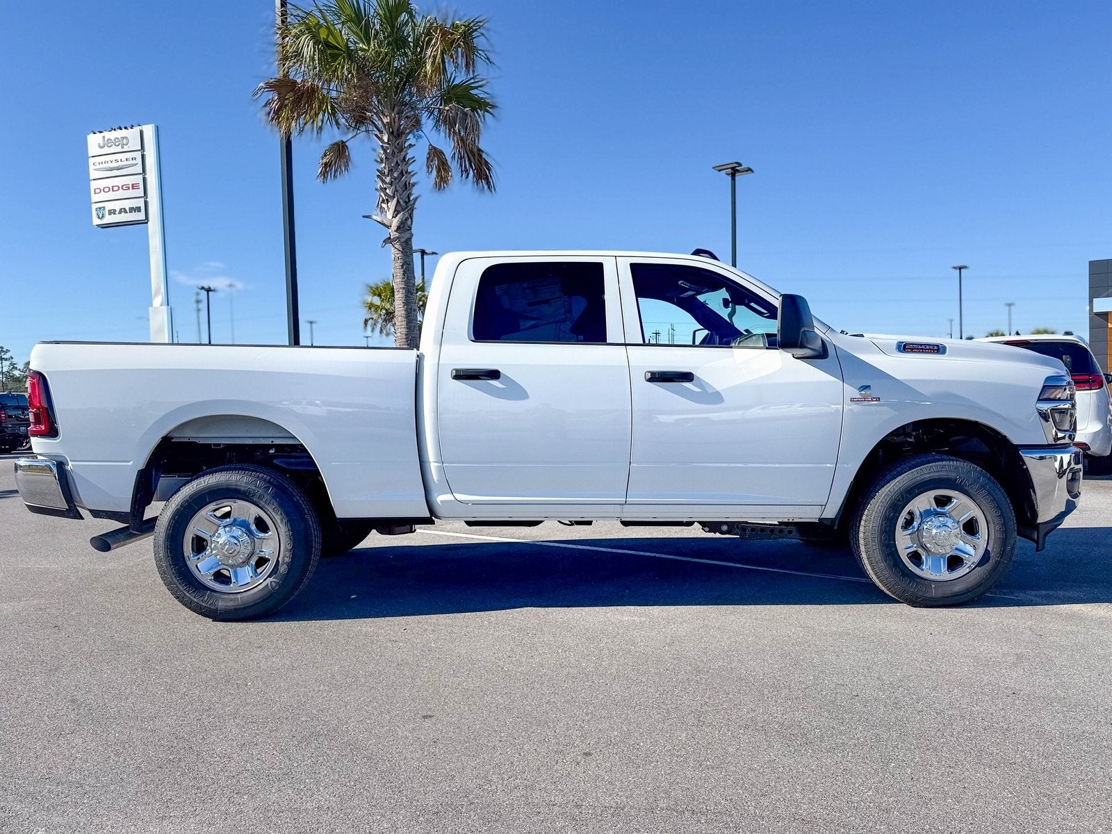 2026 RAM Ram 2500 RAM 2500 TRADESMAN CREW CAB 4X4 6'4' BOX