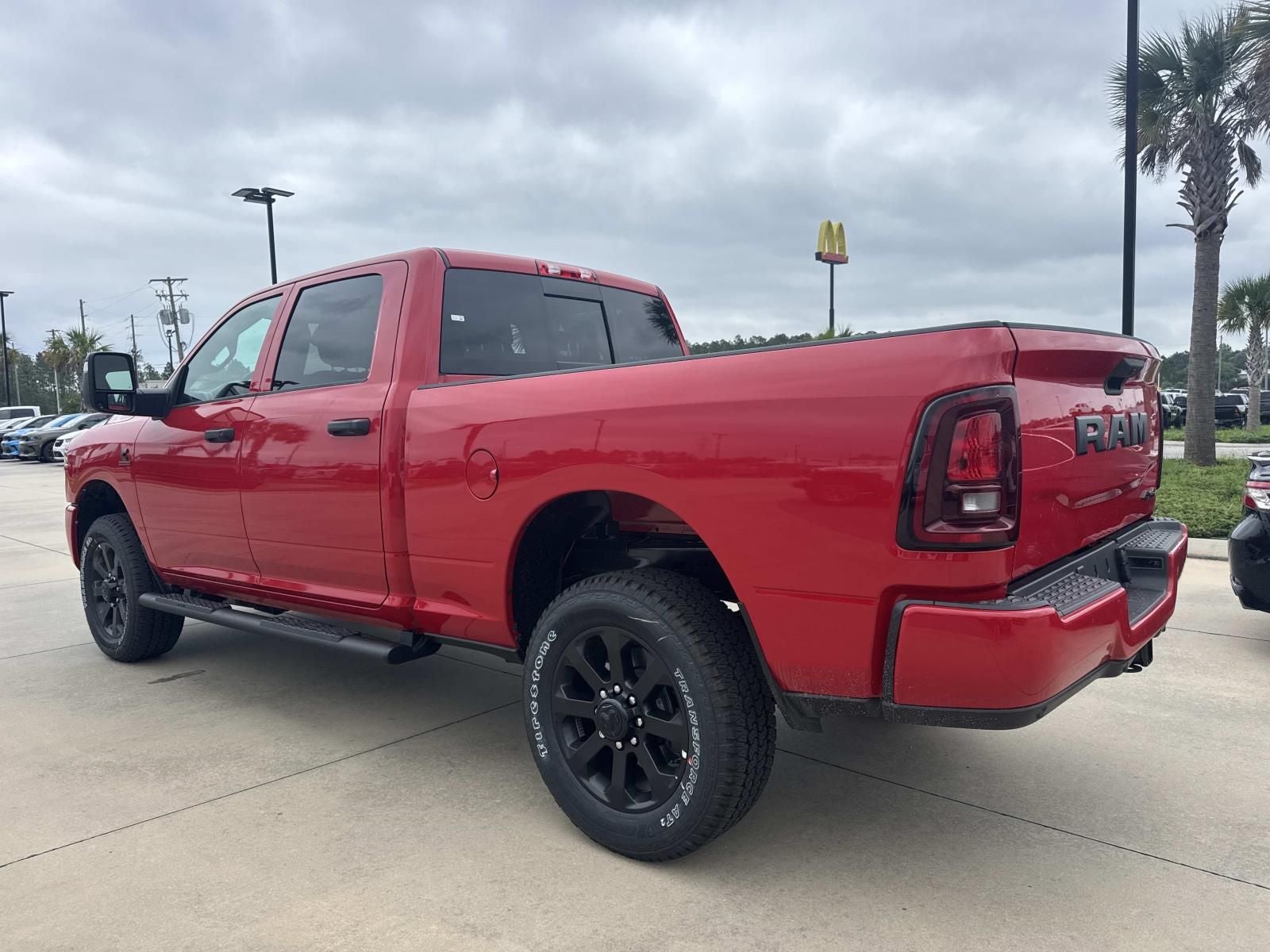 2026 RAM Ram 2500 RAM 2500 BLACK EXPRESS CREW CAB 4X4 6'4' BOX