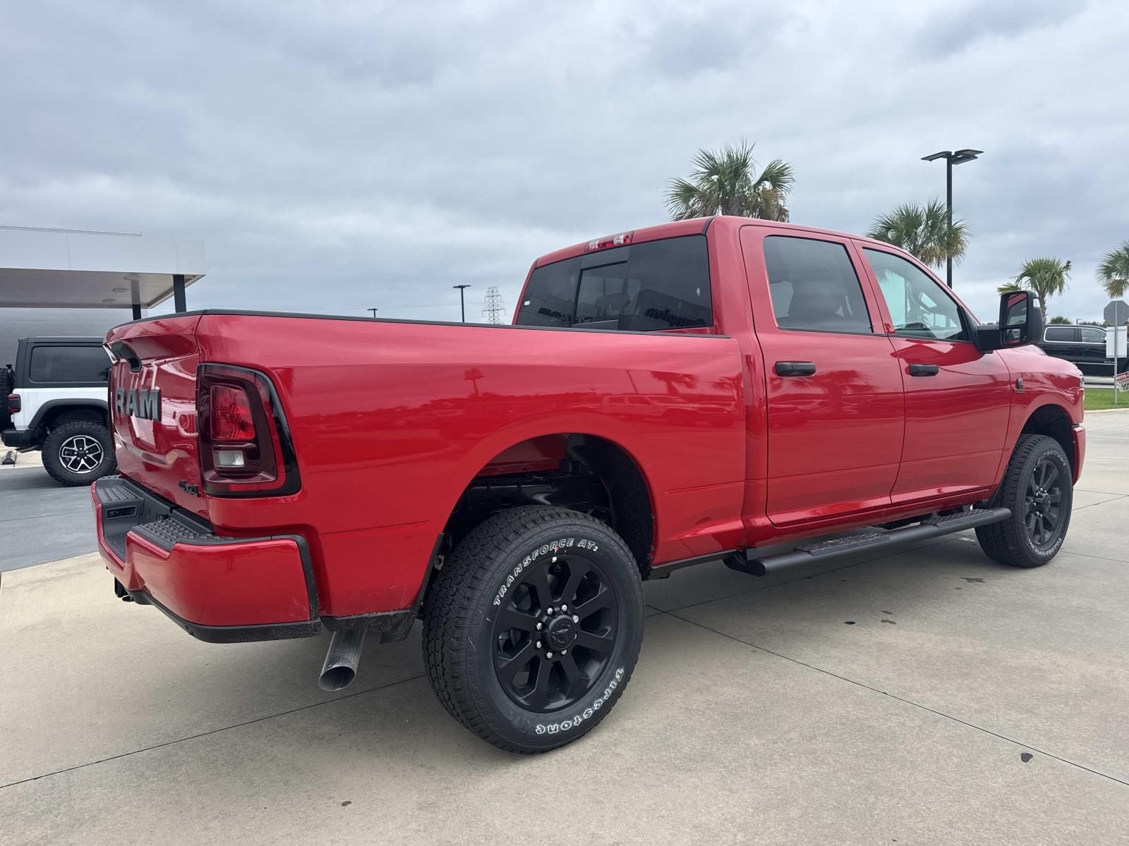 2026 RAM Ram 2500 RAM 2500 BLACK EXPRESS CREW CAB 4X4 6'4' BOX