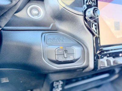 2026 RAM Ram 2500 RAM 2500 BLACK EXPRESS CREW CAB 4X4 6'4' BOX