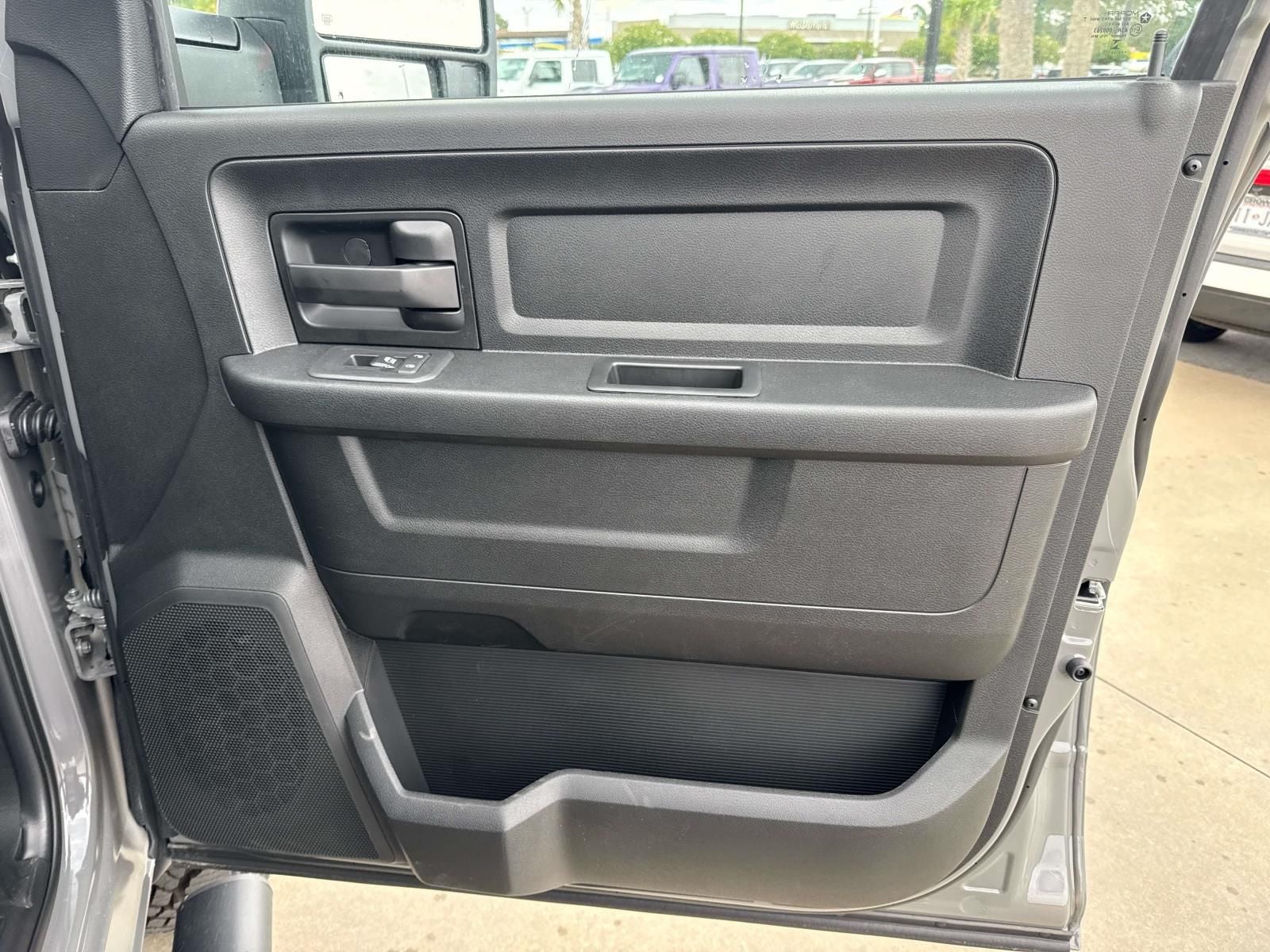 2026 RAM Ram 2500 RAM 2500 WARLOCK CREW CAB 4X4 6'4' BOX