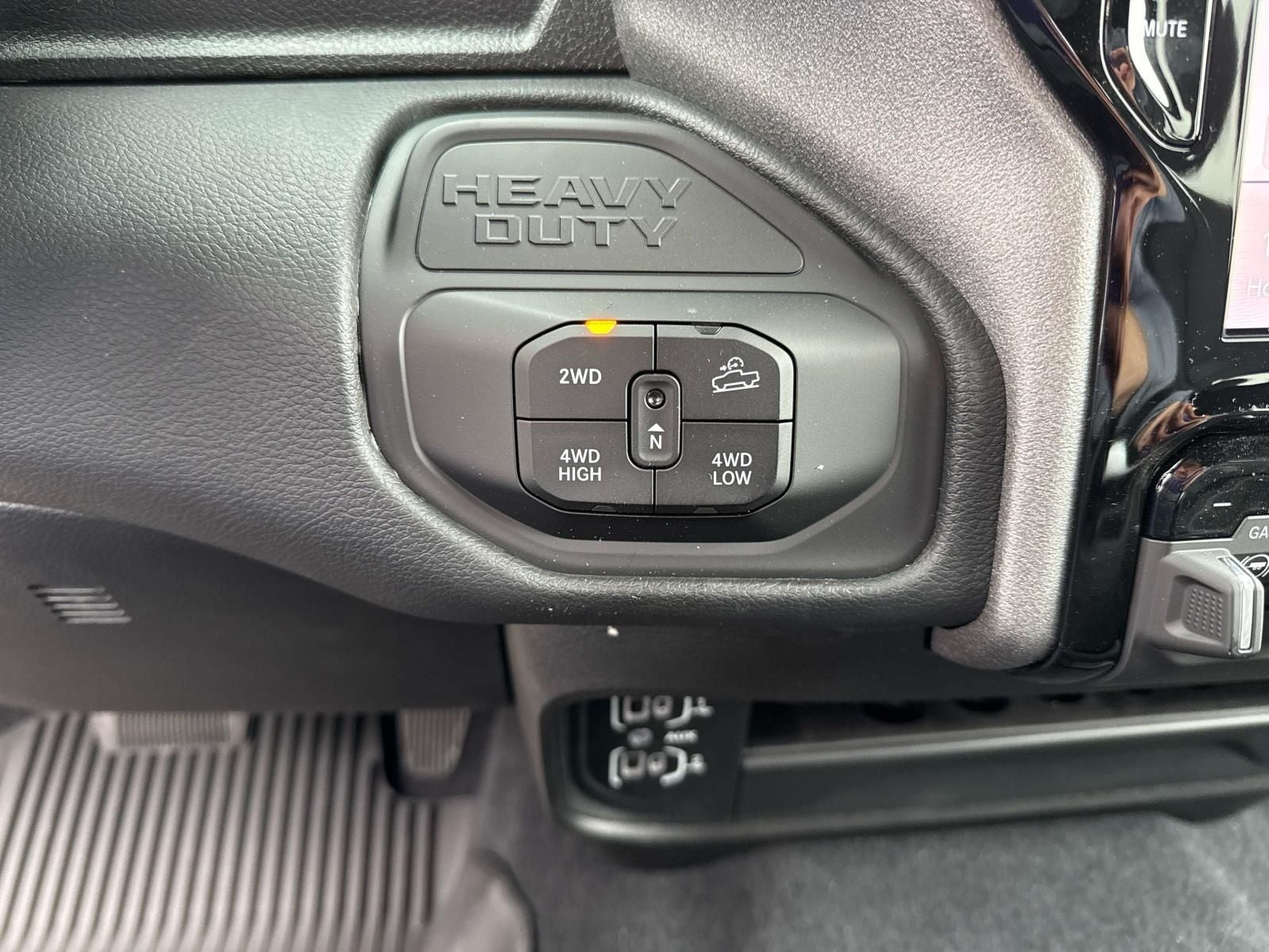 2026 RAM Ram 2500 RAM 2500 WARLOCK CREW CAB 4X4 6'4' BOX