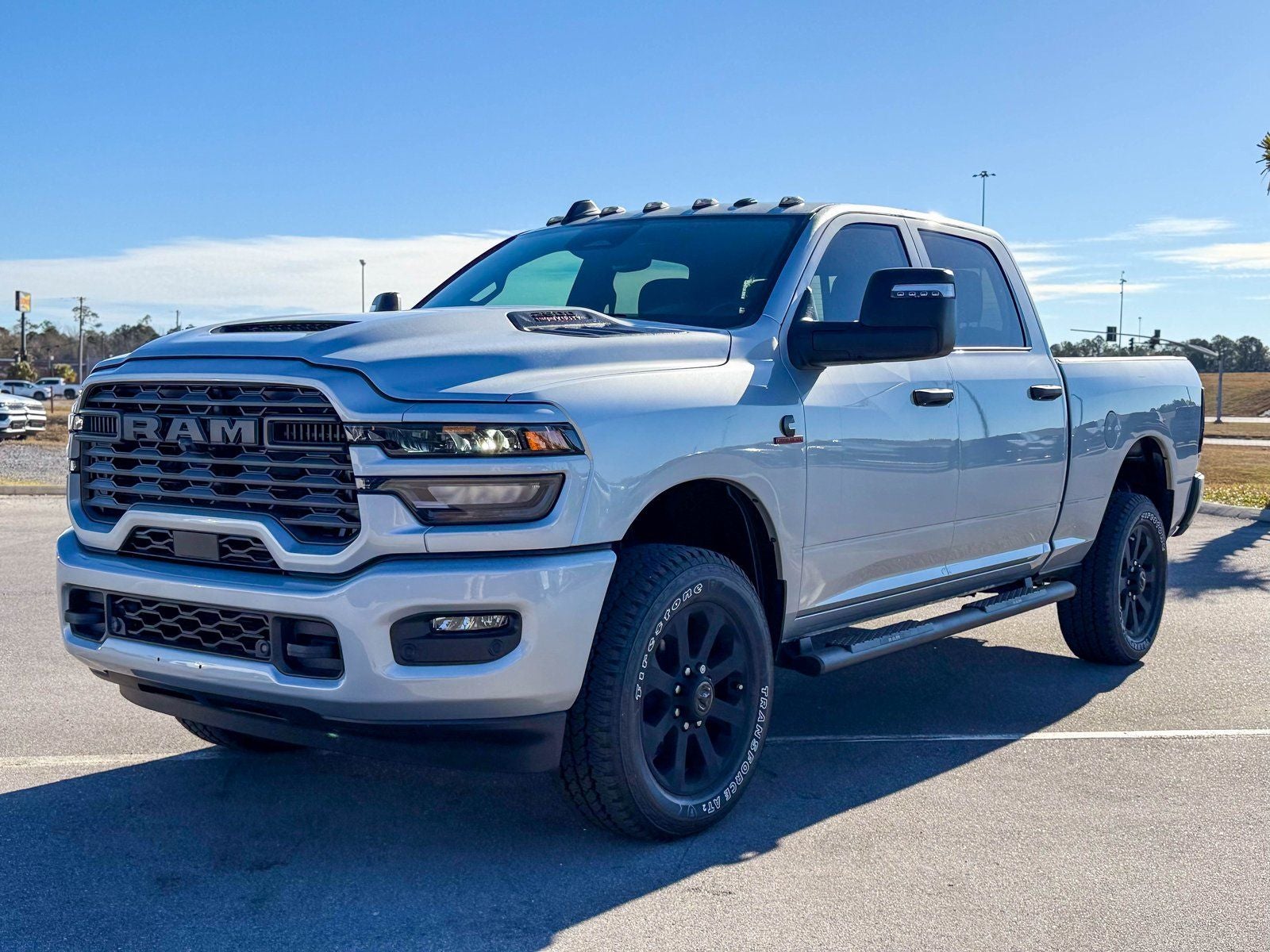 2026 RAM Ram 2500 RAM 2500 BLACK EXPRESS CREW CAB 4X4 6'4' BOX