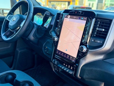 2026 RAM Ram 2500 RAM 2500 BLACK EXPRESS CREW CAB 4X4 6'4' BOX