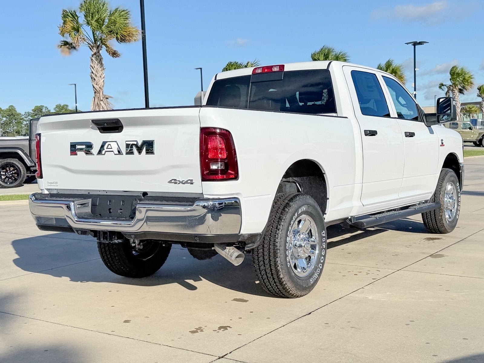 2026 RAM Ram 2500 RAM 2500 TRADESMAN CREW CAB 4X4 6'4' BOX
