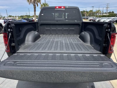 2026 RAM Ram 2500 RAM 2500 BLACK EXPRESS CREW CAB 4X4 6'4' BOX