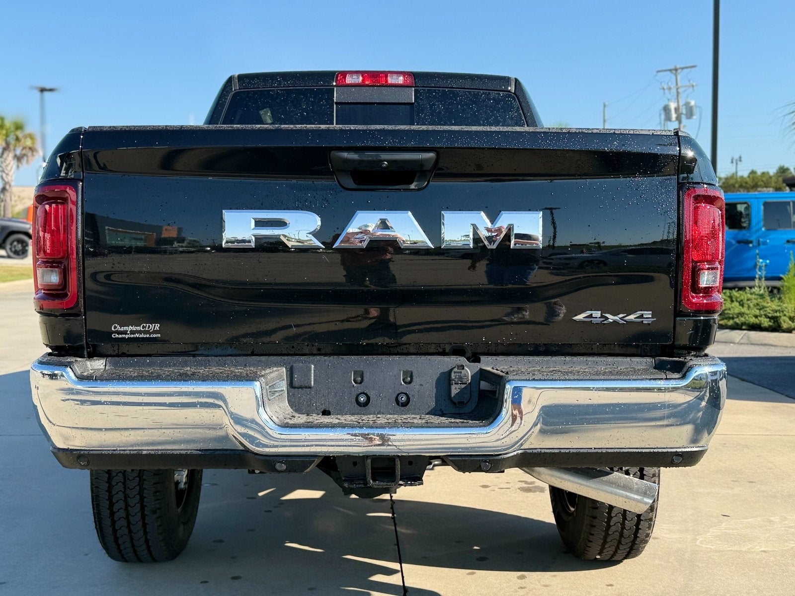 2026 RAM Ram 2500 RAM 2500 TRADESMAN CREW CAB 4X4 6'4' BOX