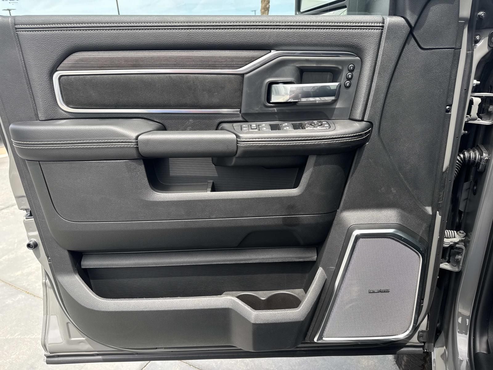 2026 RAM Ram 2500 RAM 2500 LARAMIE MEGA CAB 4X4 6'4' BOX