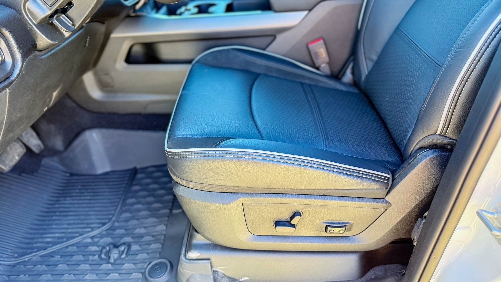 2026 RAM Ram 2500 RAM 2500 LARAMIE MEGA CAB 4X4 6'4' BOX