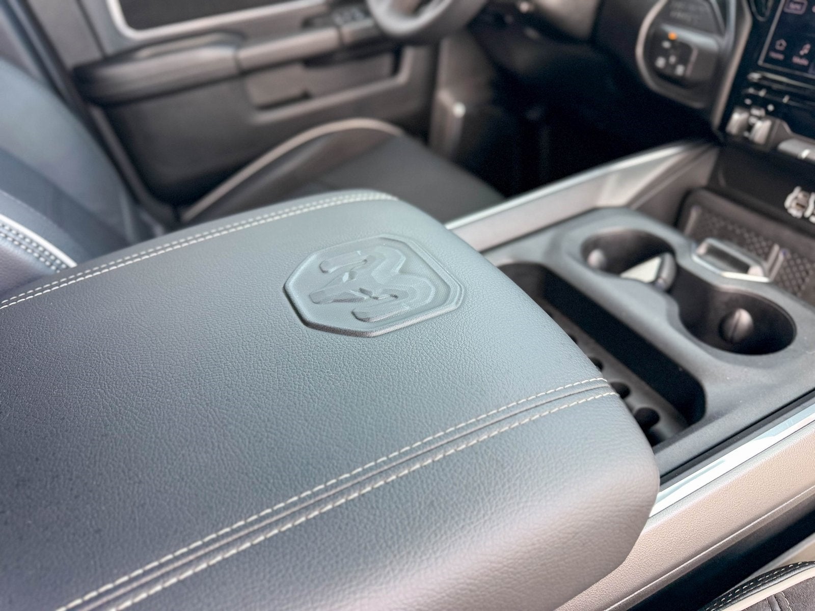 2025 RAM 2500 Laramie Mega Cab 4x4 6'4' Box