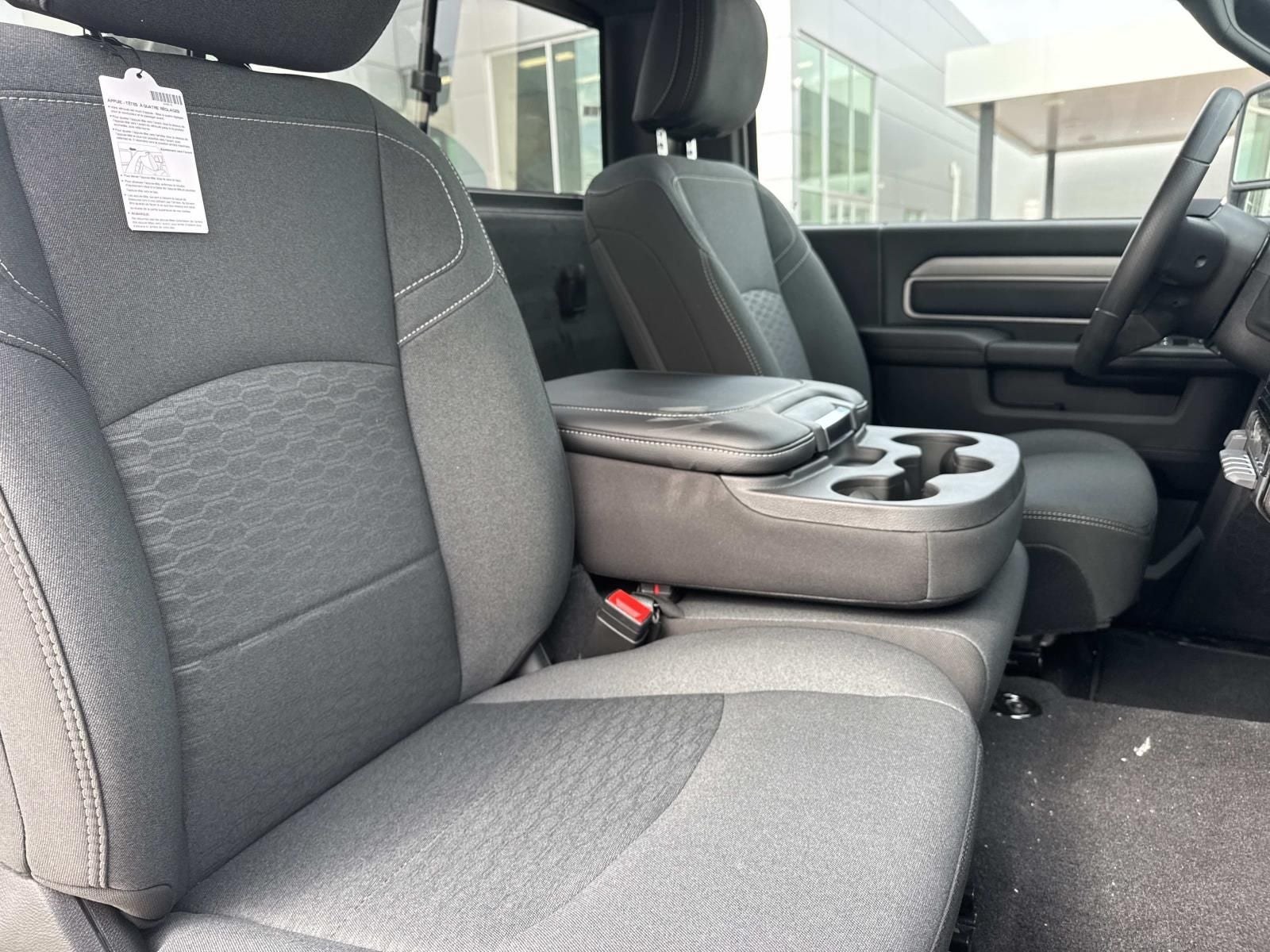 2026 RAM Ram 3500 RAM 3500 TRADESMAN REGULAR CAB 4X4 8' BOX