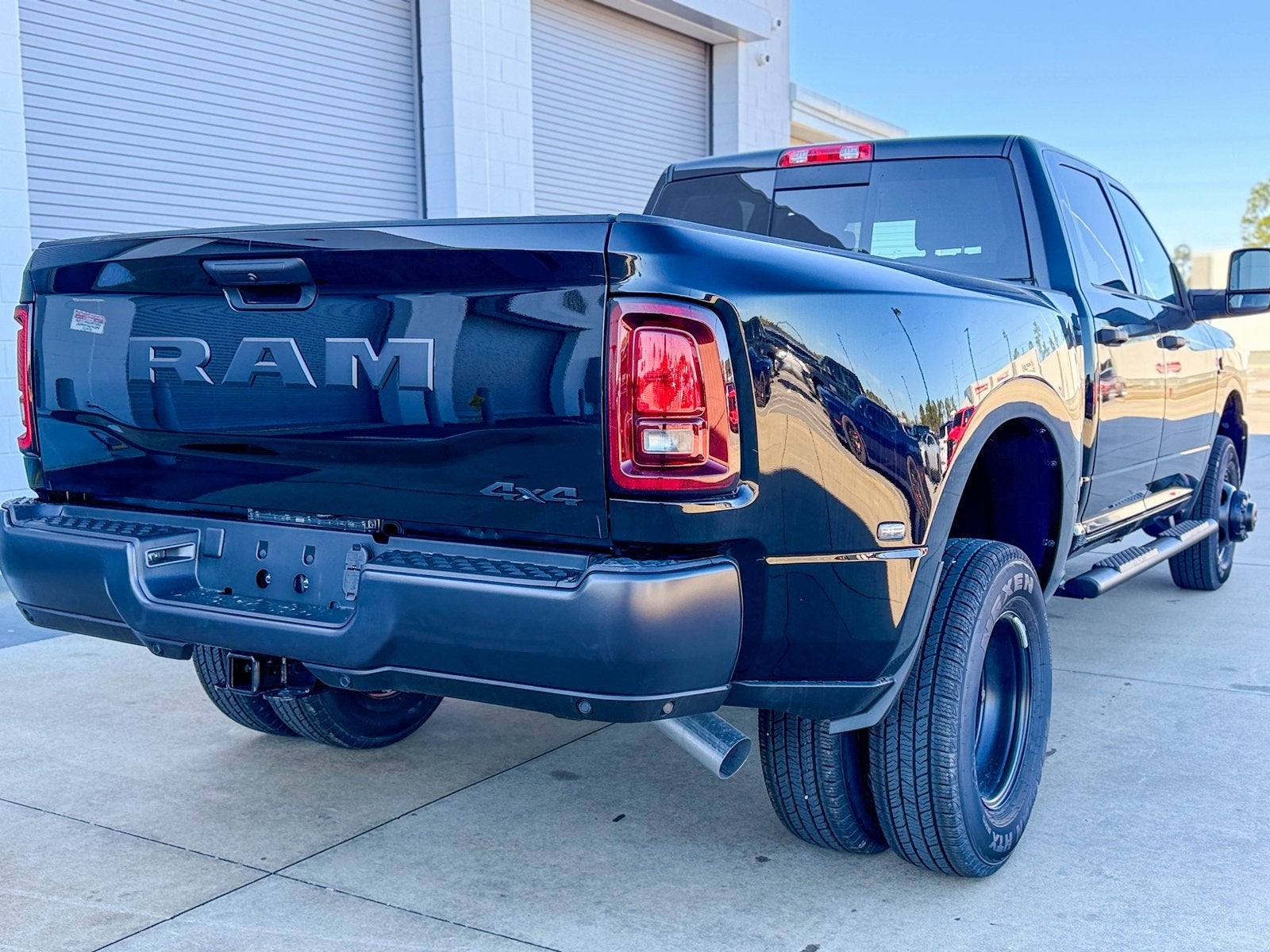 2026 RAM Ram 3500 RAM 3500 TRADESMAN CREW CAB 4X4 8' BOX