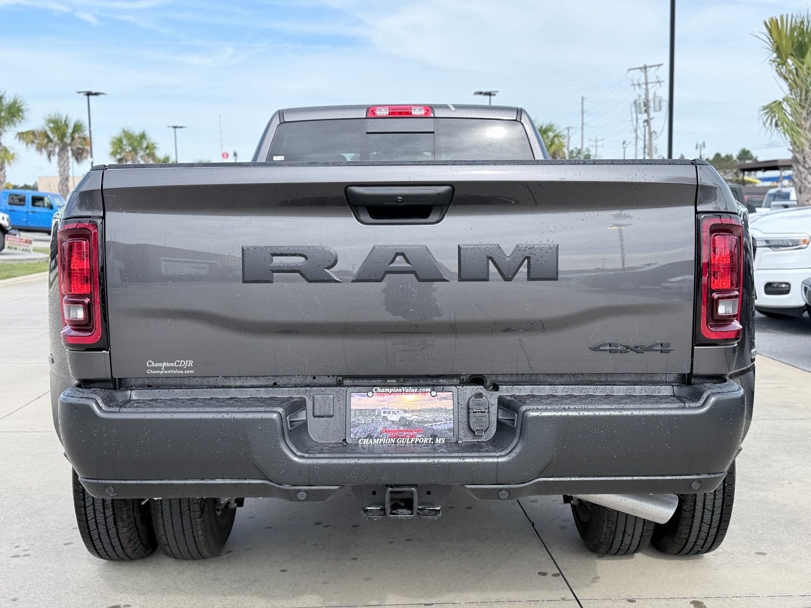 2026 RAM Ram 3500 RAM 3500 TRADESMAN CREW CAB 4X4 8' BOX