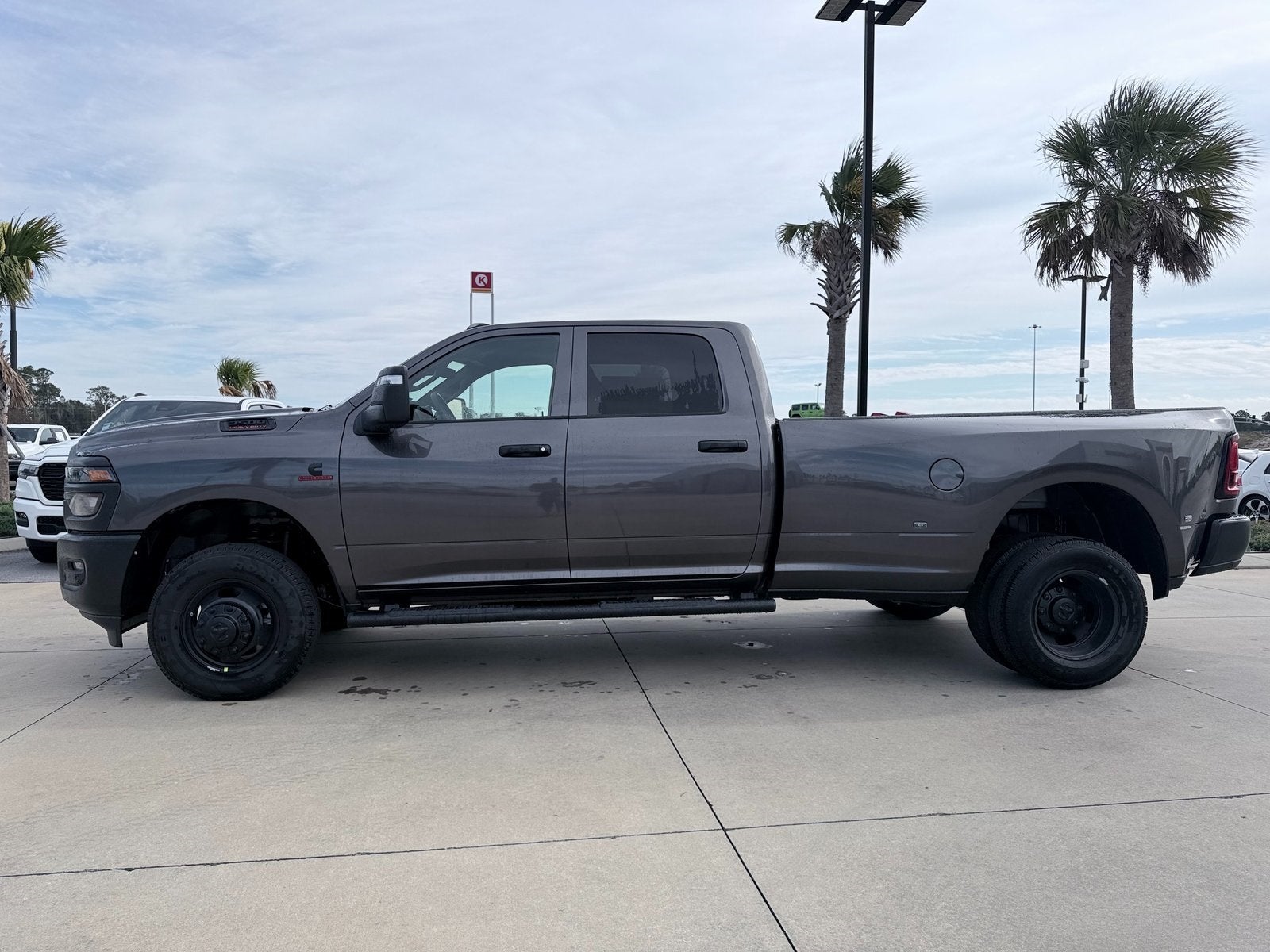 2026 RAM Ram 3500 RAM 3500 TRADESMAN CREW CAB 4X4 8' BOX