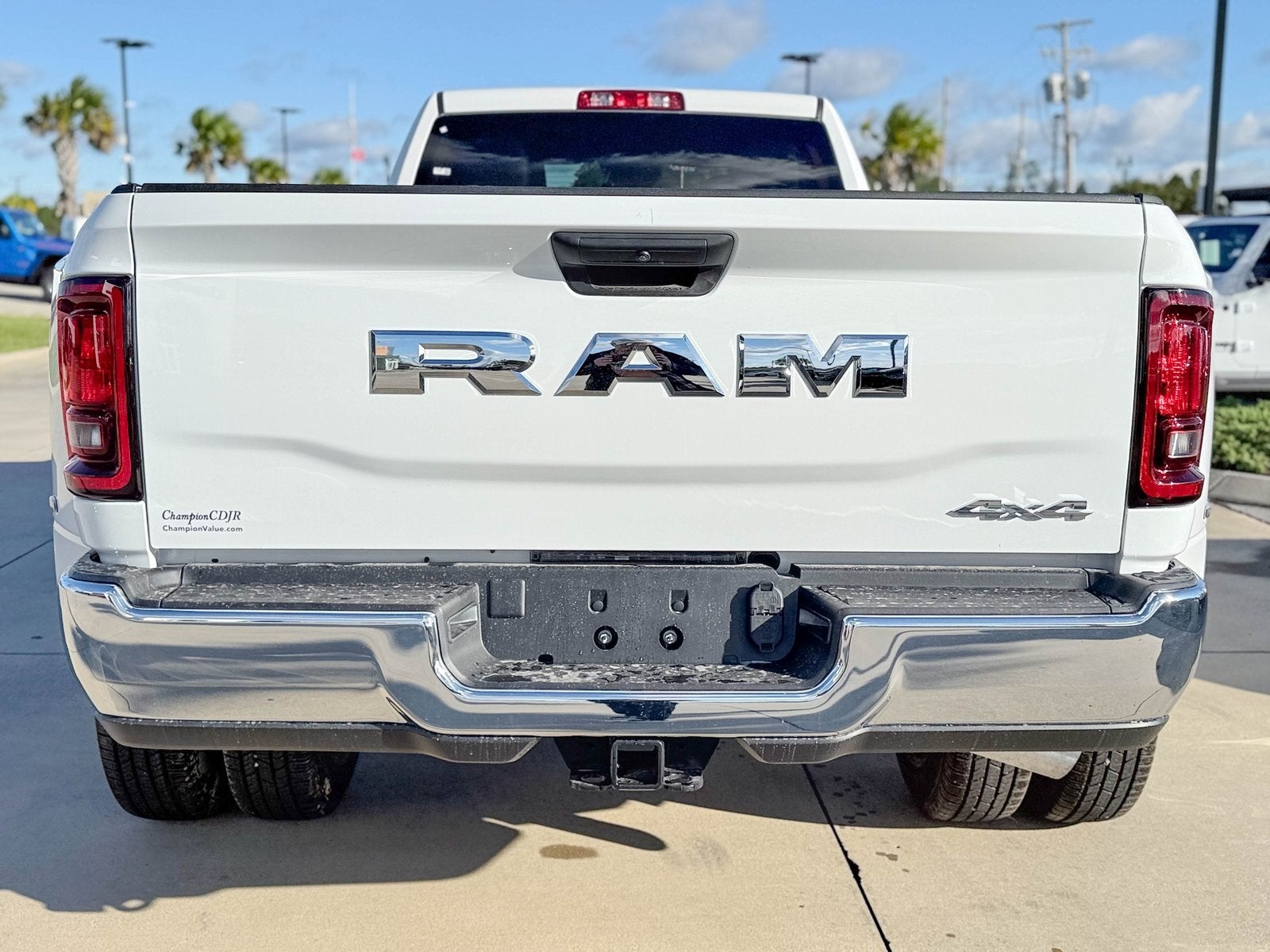 2026 RAM Ram 3500 RAM 3500 TRADESMAN CREW CAB 4X4 8' BOX