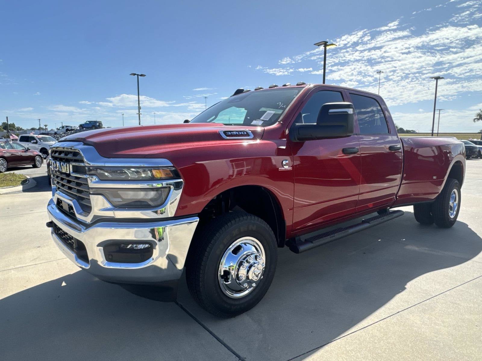 2027 RAM Ram 3500 RAM 3500 TRADESMAN CREW CAB 4X4 8' BOX