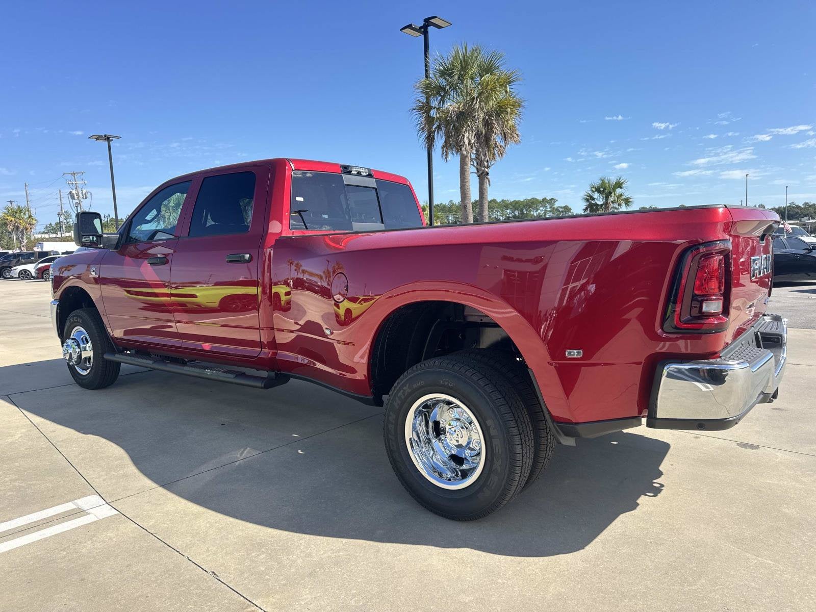 2027 RAM Ram 3500 RAM 3500 TRADESMAN CREW CAB 4X4 8' BOX