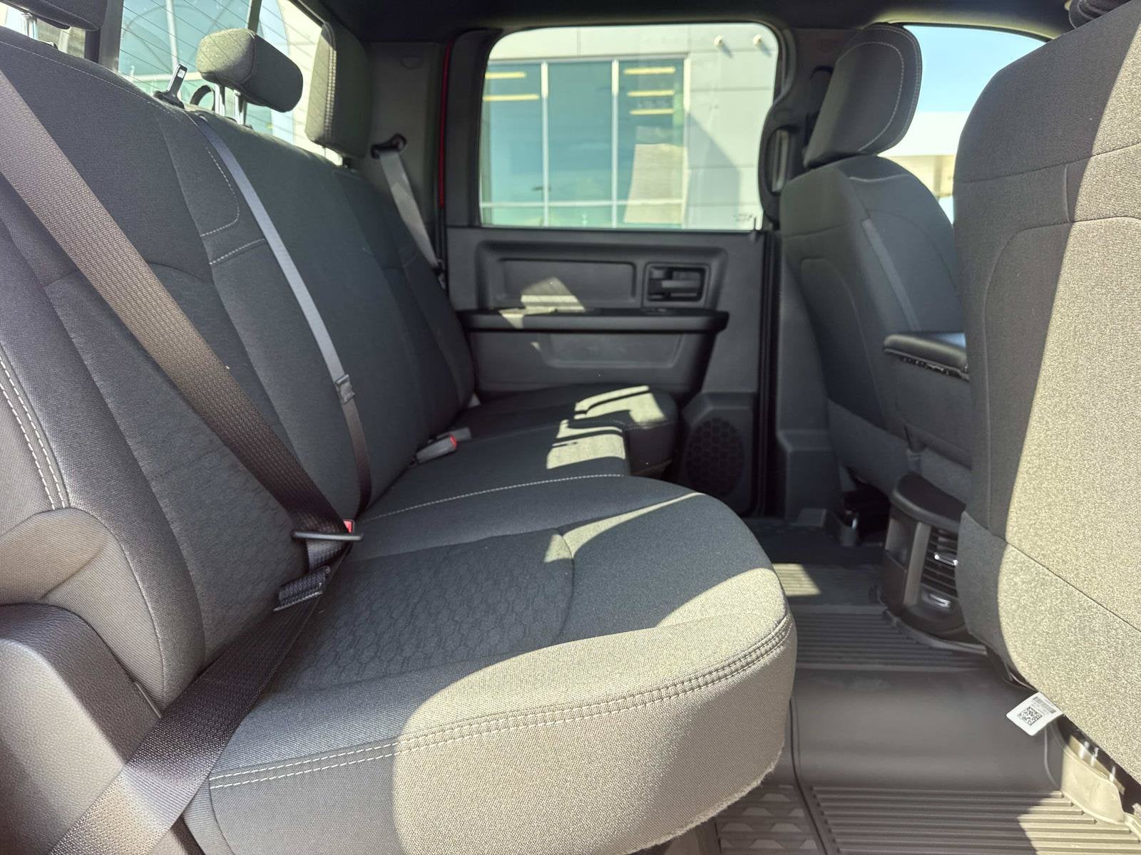 2027 RAM Ram 3500 RAM 3500 TRADESMAN CREW CAB 4X4 8' BOX