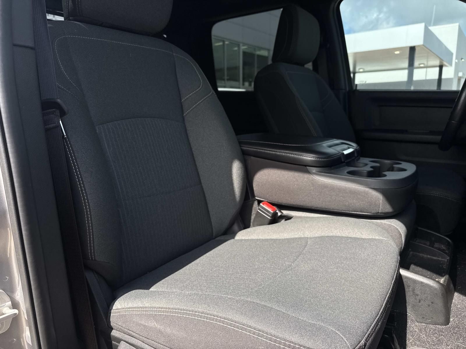 2023 RAM 3500 Tradesman Crew Cab 4x4 8' Box