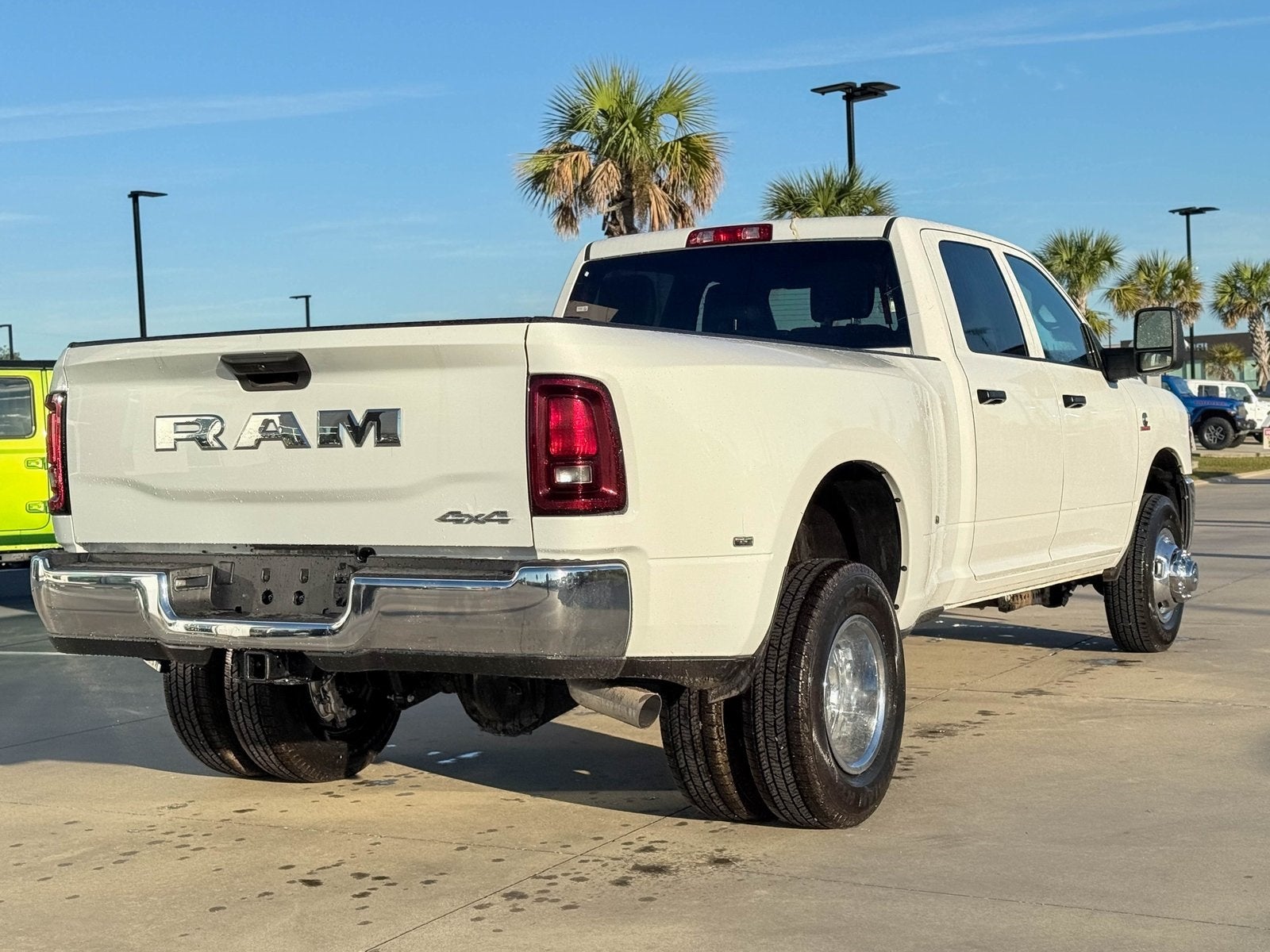 2026 RAM Ram 3500 RAM 3500 TRADESMAN CREW CAB 4X4 8' BOX