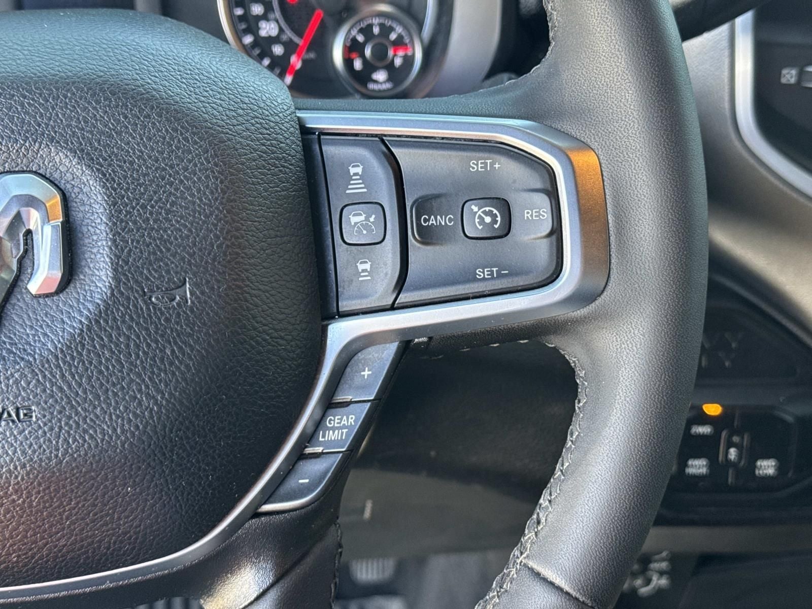 2025 RAM 3500 Big Horn Crew Cab 4x4 8' Box