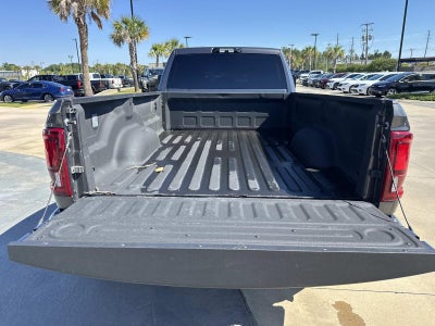 2025 RAM 3500 Big Horn Crew Cab 4x4 8' Box