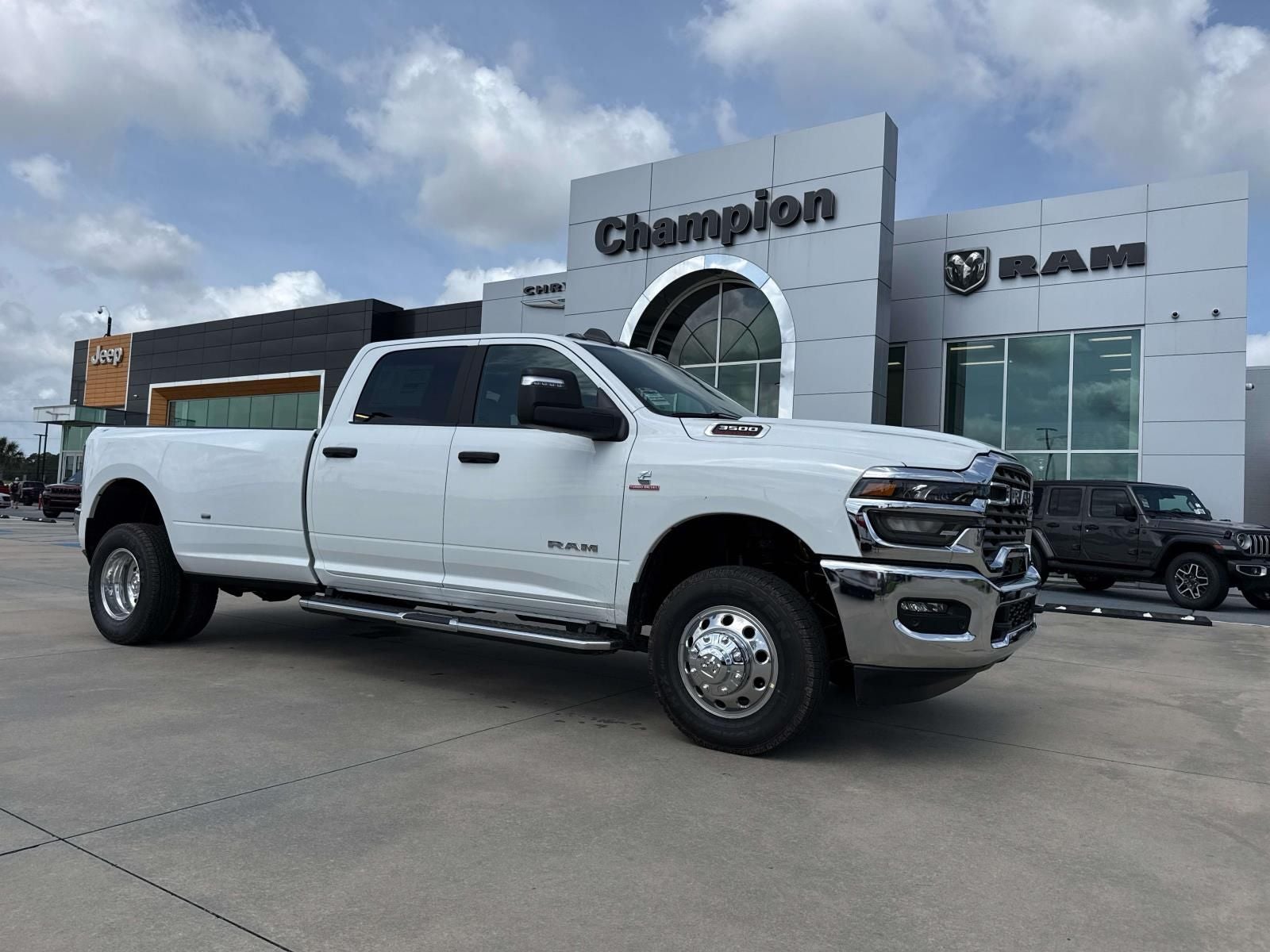 2026 RAM Ram 3500 RAM 3500 BIG HORN CREW CAB 4X4 8' BOX