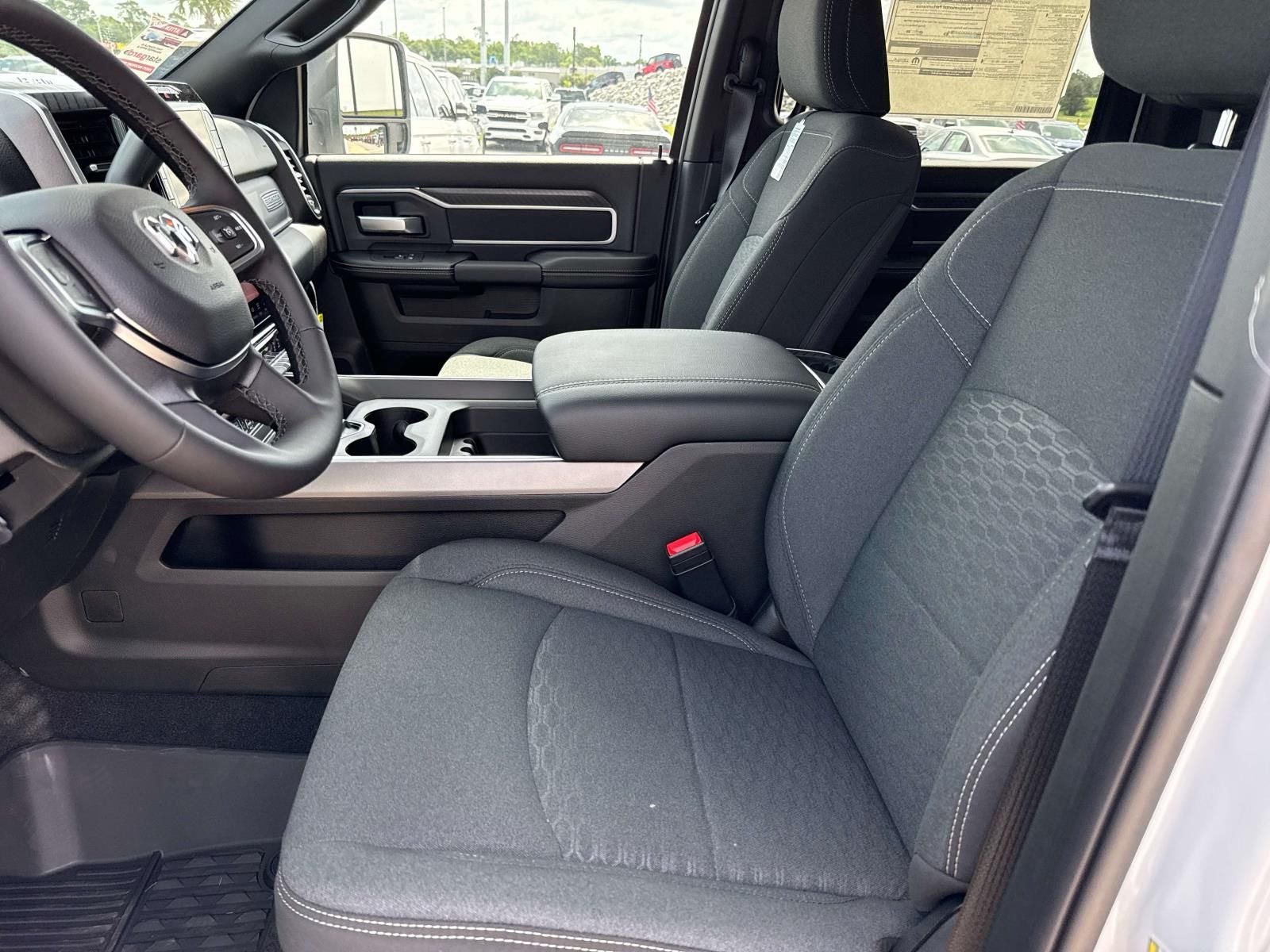 2026 RAM Ram 3500 RAM 3500 BIG HORN CREW CAB 4X4 8' BOX