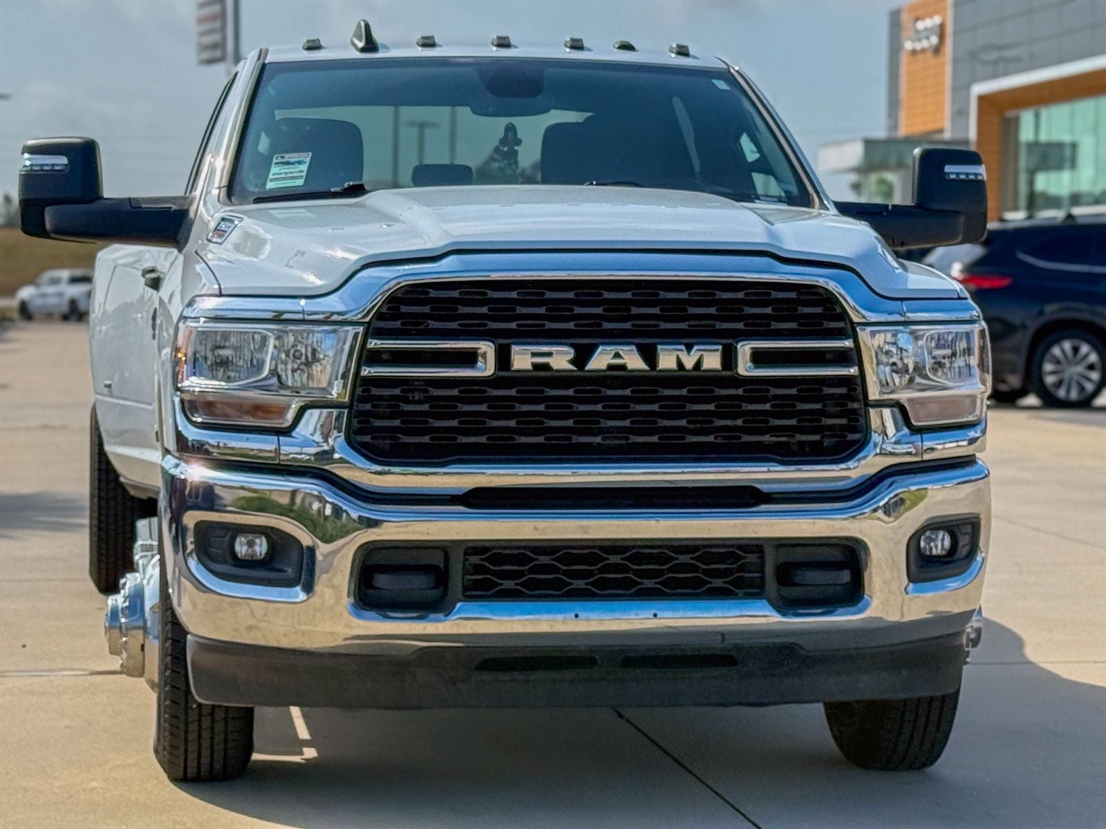 2024 RAM 3500 Big Horn Crew Cab 4x4 8' Box