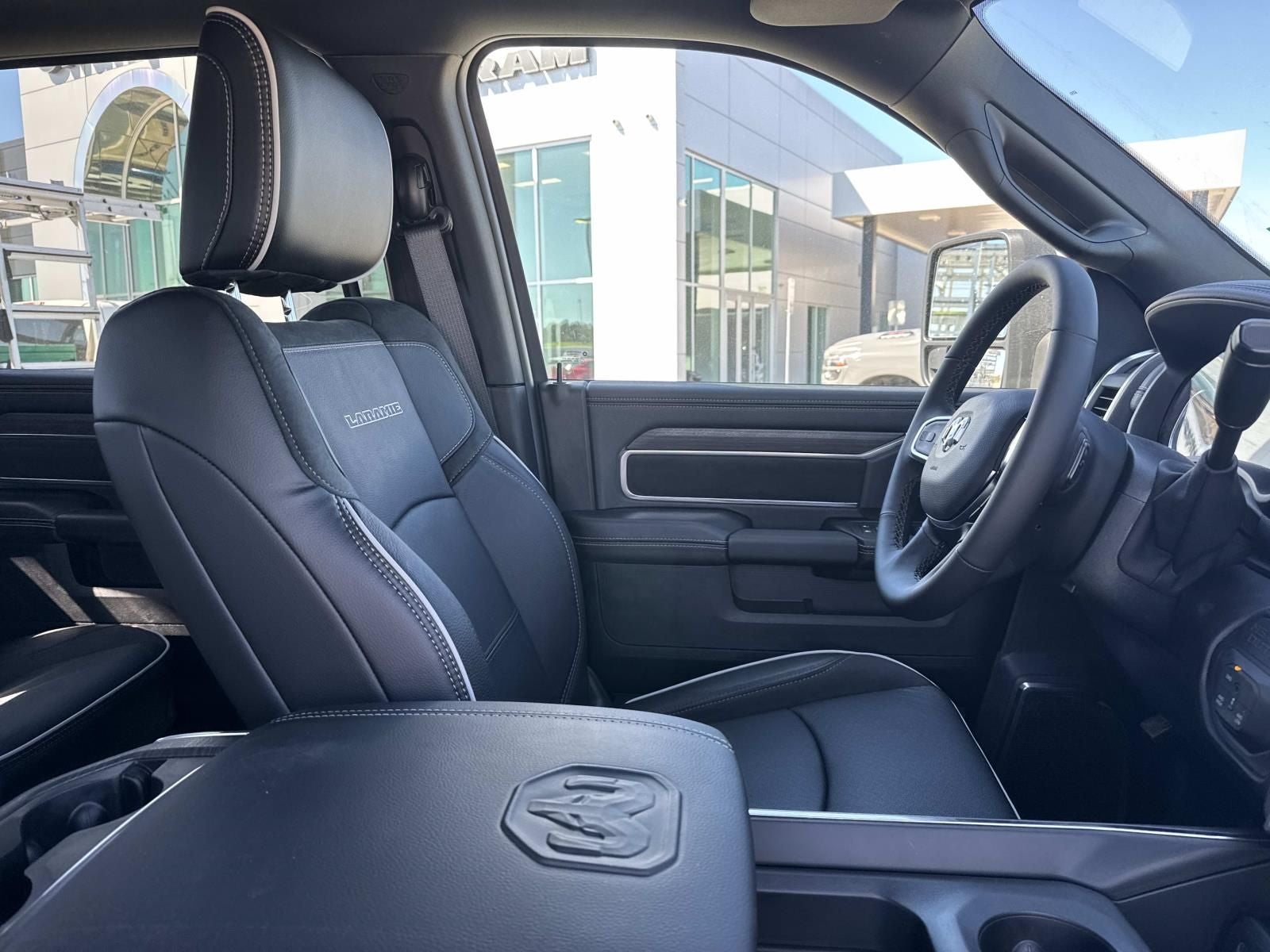 2026 RAM Ram 3500 RAM 3500 LARAMIE CREW CAB 4X4 8' BOX