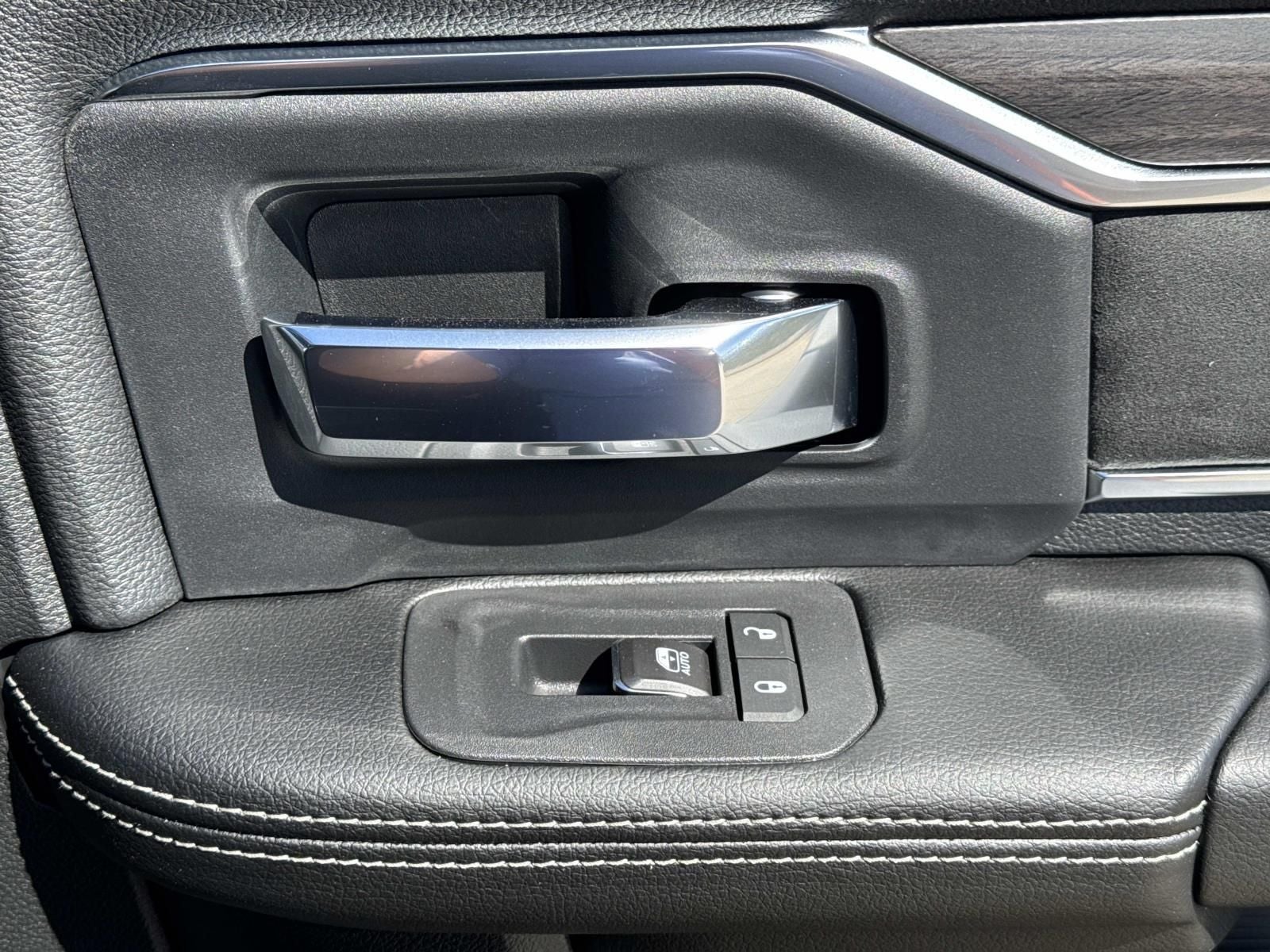 2026 RAM Ram 3500 RAM 3500 LARAMIE CREW CAB 4X4 8' BOX