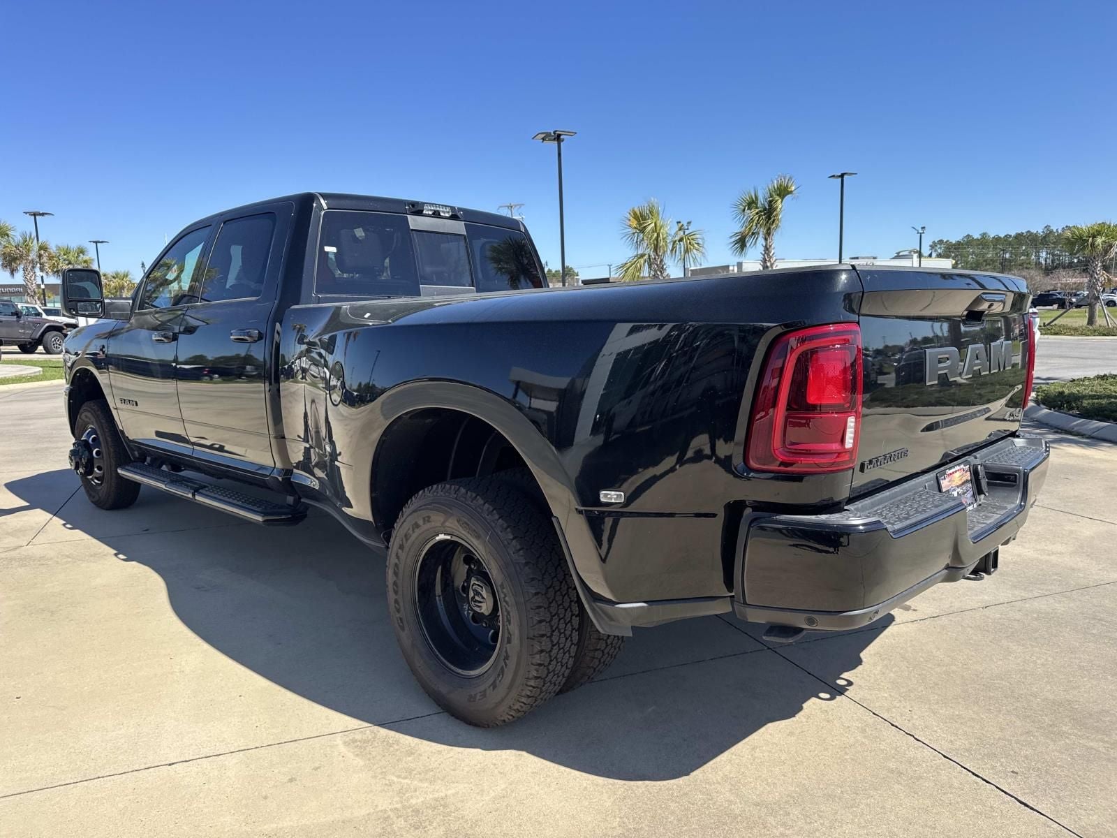 2026 RAM Ram 3500 RAM 3500 LARAMIE CREW CAB 4X4 8' BOX