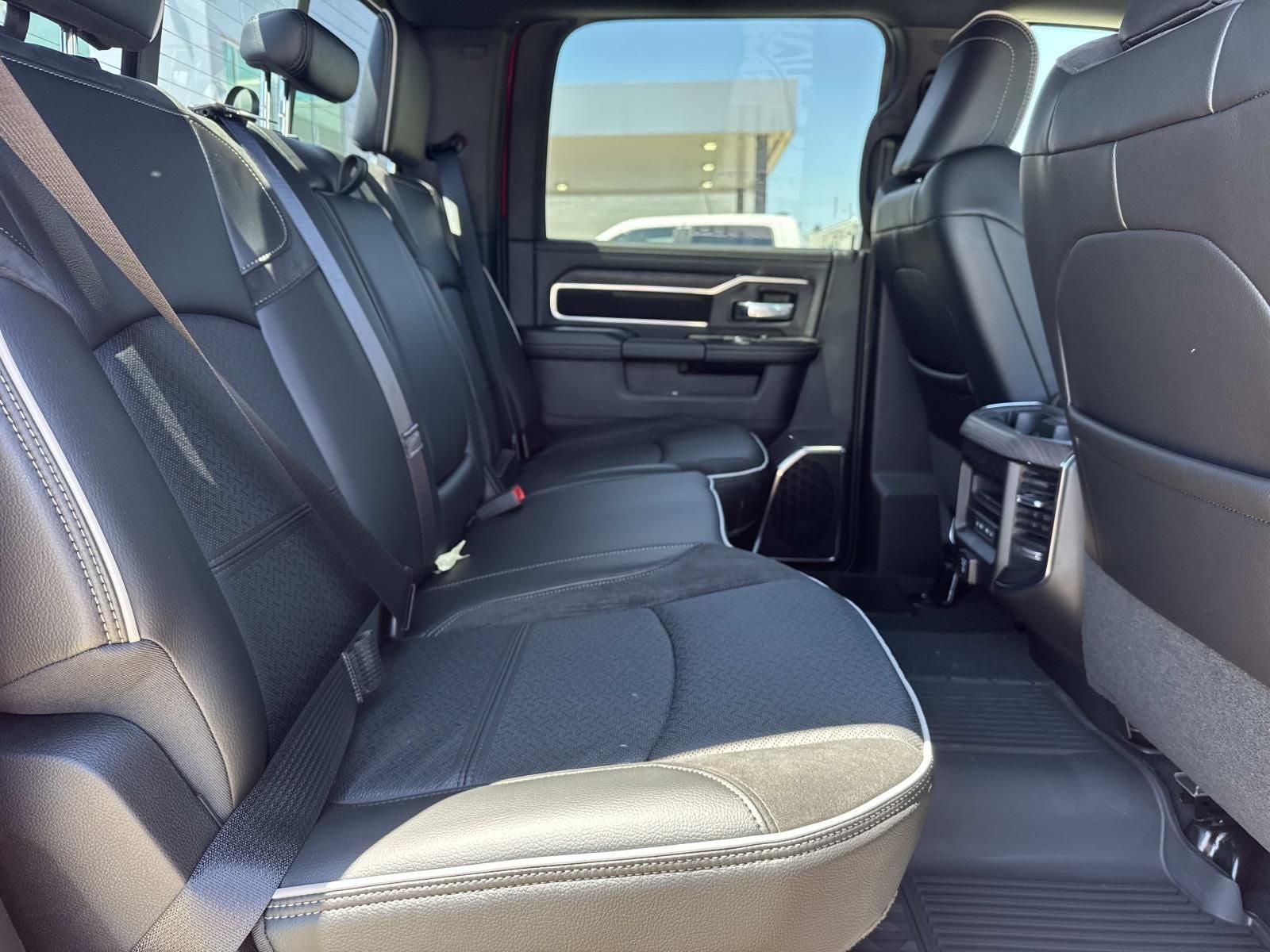 2026 RAM Ram 3500 RAM 3500 LARAMIE CREW CAB 4X4 8' BOX