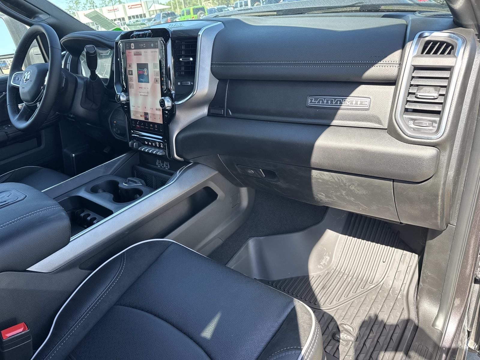 2026 RAM Ram 3500 RAM 3500 LARAMIE CREW CAB 4X4 8' BOX