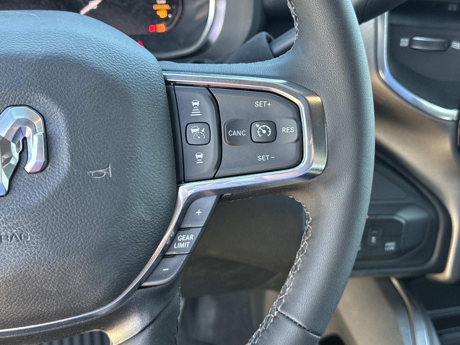 2026 RAM Ram 3500 RAM 3500 LARAMIE CREW CAB 4X4 8' BOX