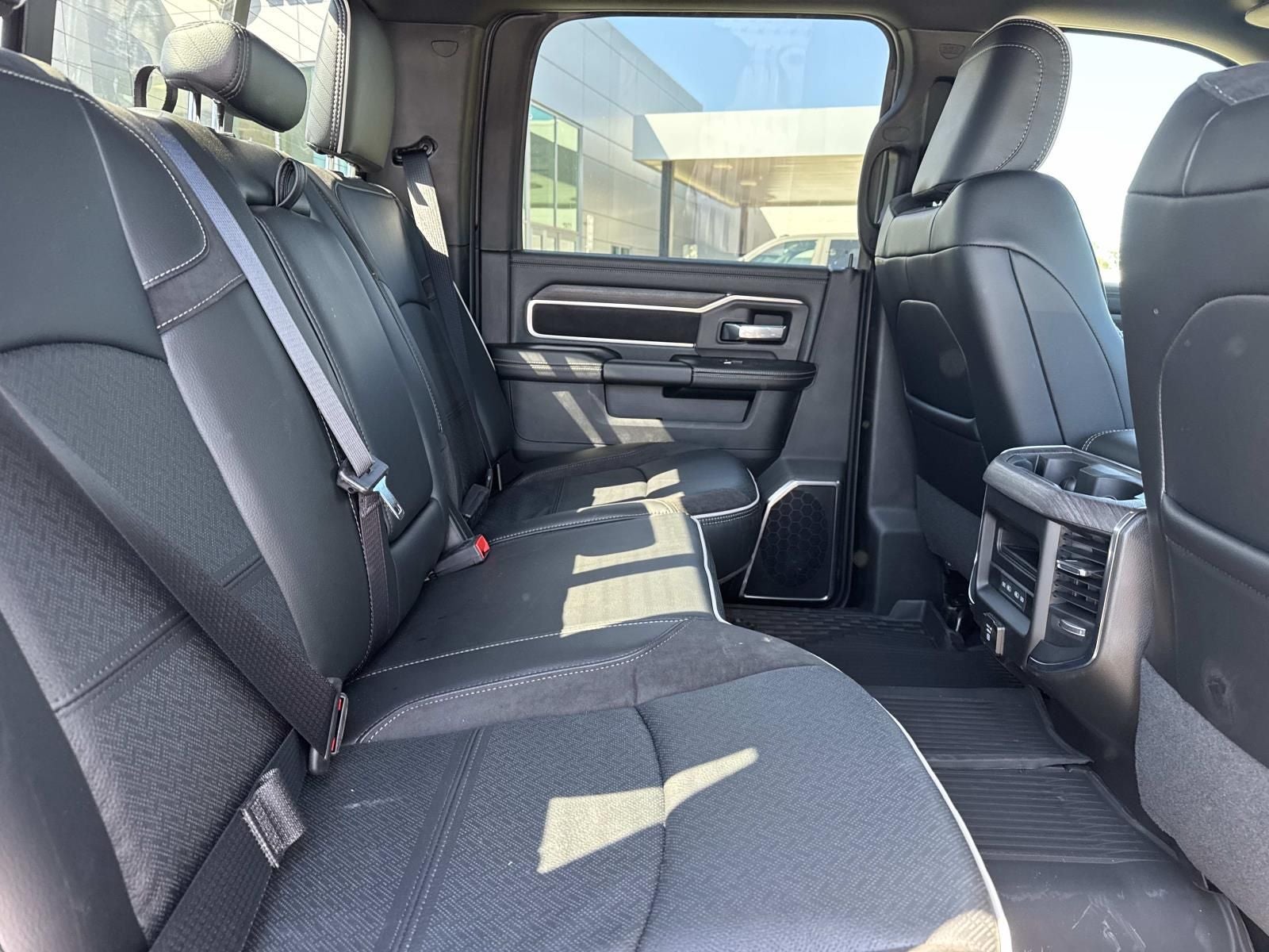 2026 RAM Ram 3500 RAM 3500 LARAMIE CREW CAB 4X4 8' BOX