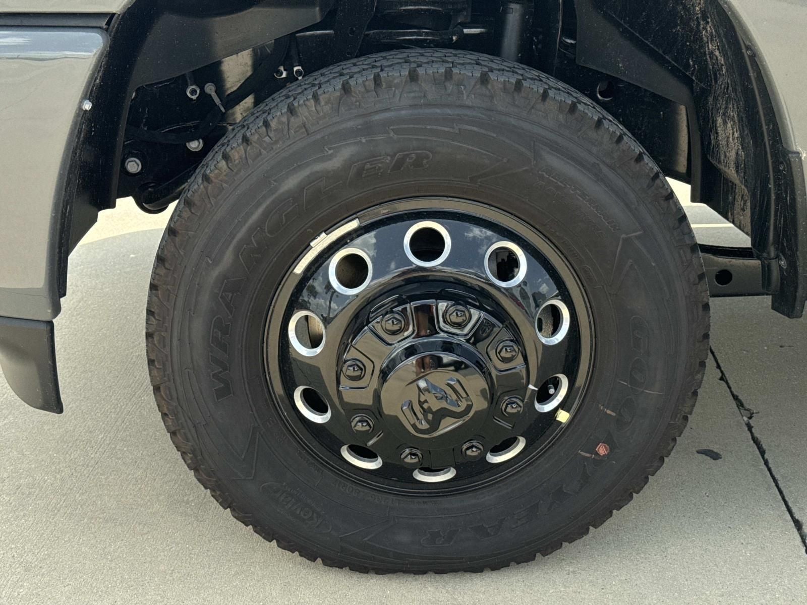 2026 RAM Ram 3500 RAM 3500 LARAMIE MEGA CAB 4X4 6'4' BOX
