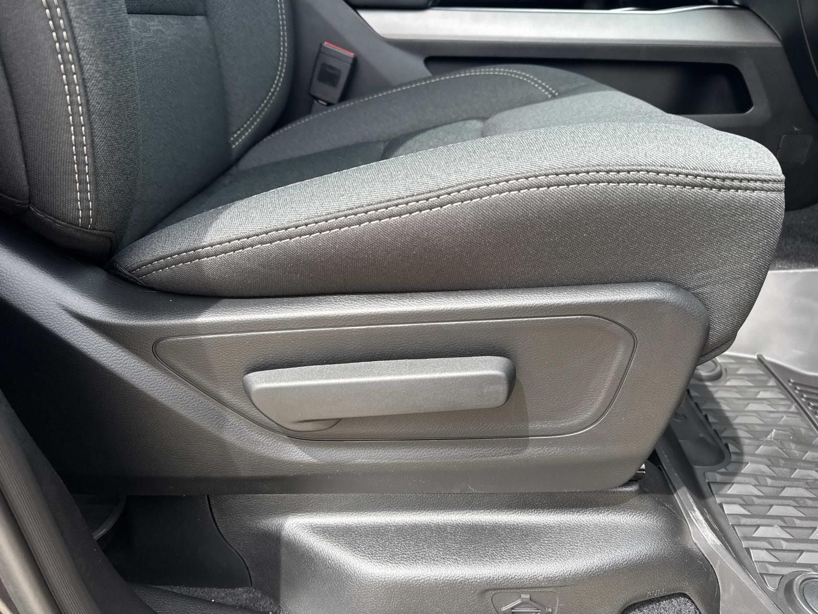 2026 RAM Ram 1500 RAM 1500 BIG HORN CREW CAB 4X2 5'7' BOX