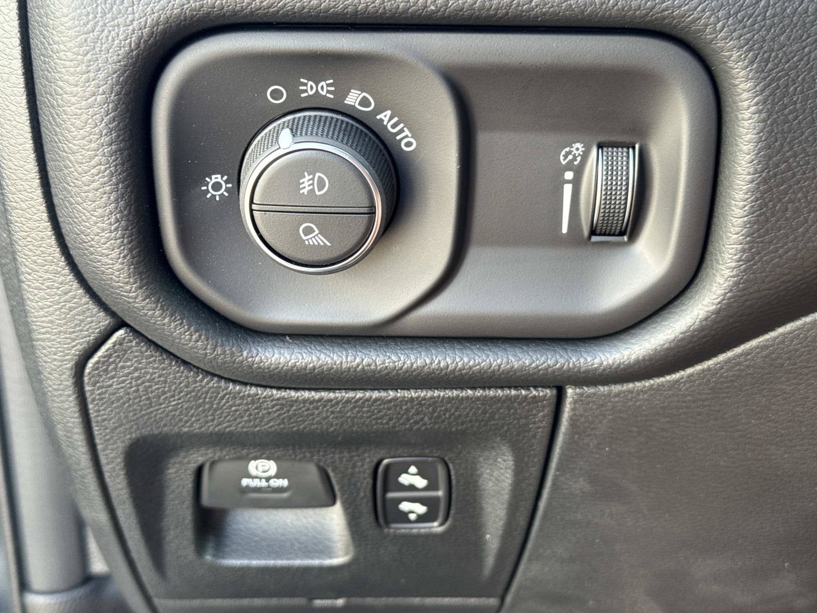 2026 RAM Ram 1500 RAM 1500 BIG HORN CREW CAB 4X2 5'7' BOX