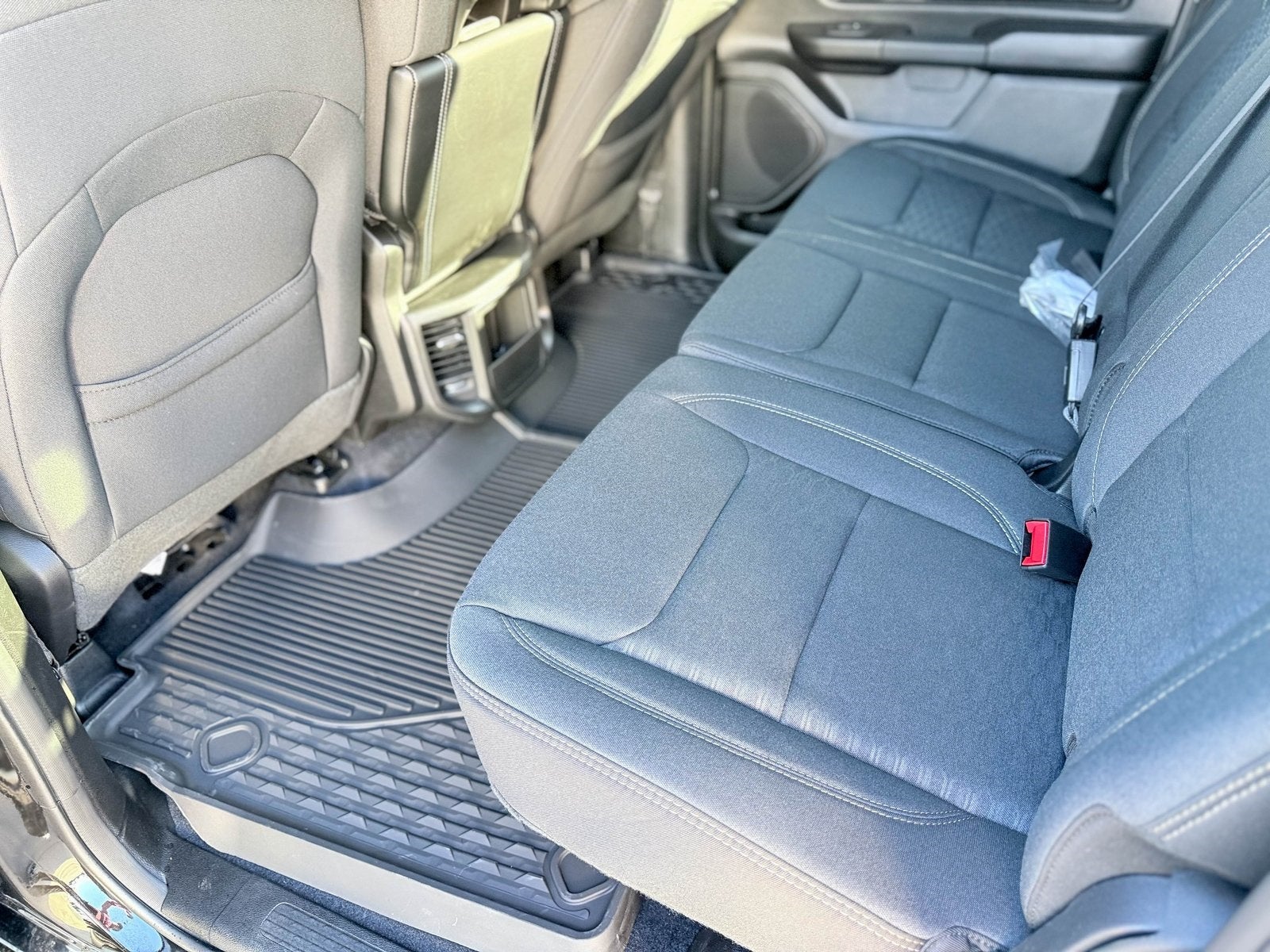 2025 RAM Ram 1500 RAM 1500 TRADESMAN CREW CAB 4X2 5'7' BOX